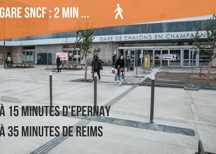Promenade D\'Automne - Netflix & Wifi - Climatisation- Parking Gratuit - Check-In 24H24 - Emplacement Velos - Goodmarning